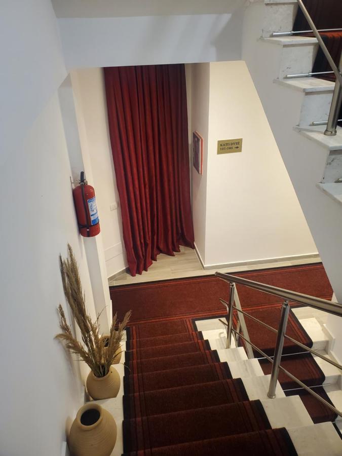 Bs Hotel Durrës Eksteriør bilde