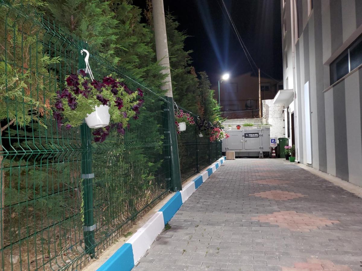 Bs Hotel Durrës Eksteriør bilde