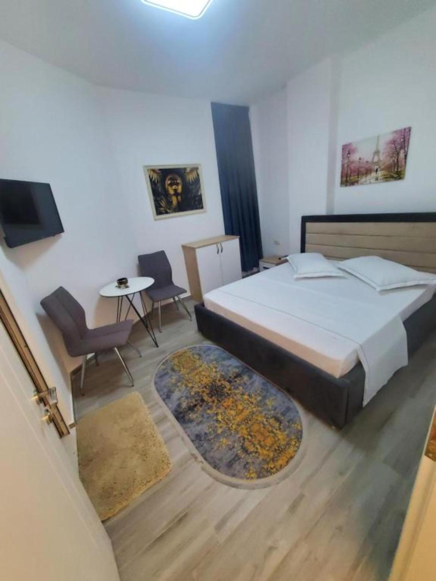 Bs Hotel Durrës Eksteriør bilde